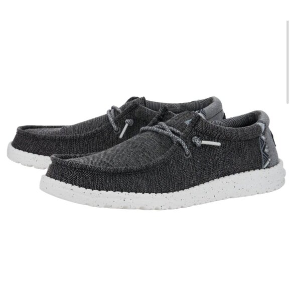NEW Hey Dude Wally Coastline in Black/White - Picture 1 of 2